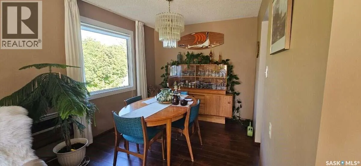 549 Laurier DRIVE