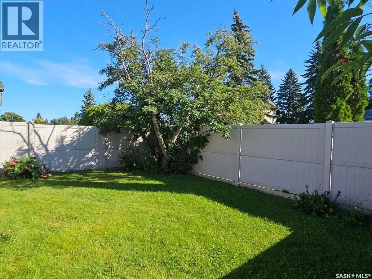 549 Laurier DRIVE