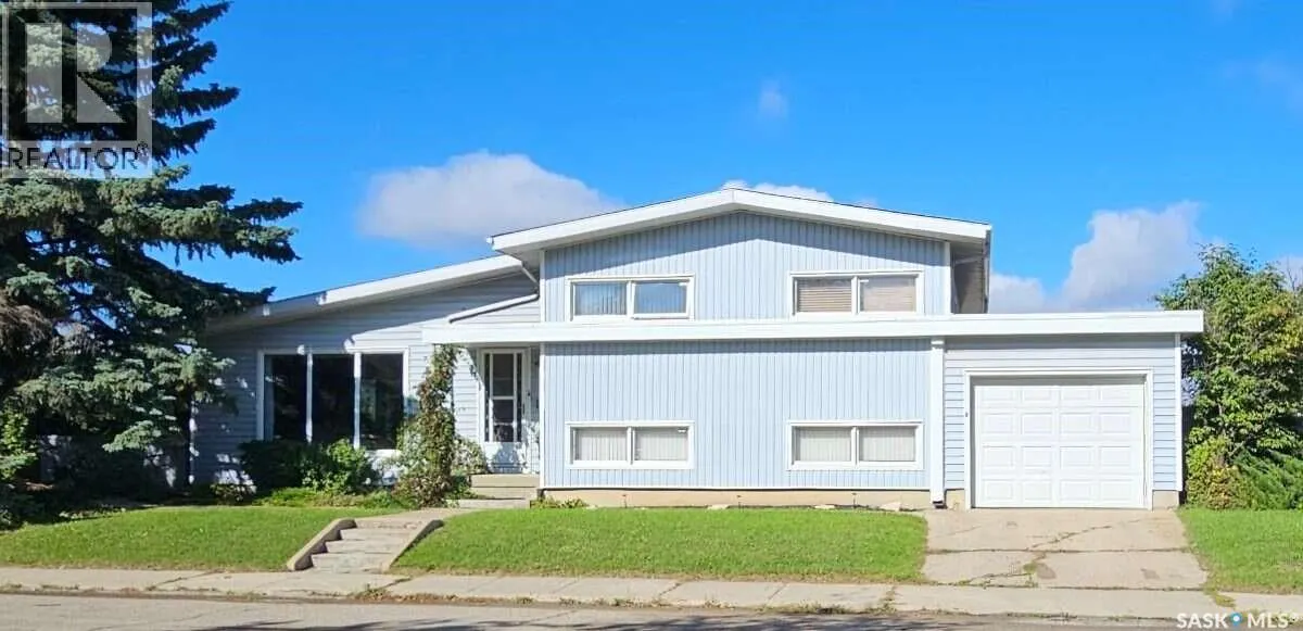 549 Laurier DRIVE