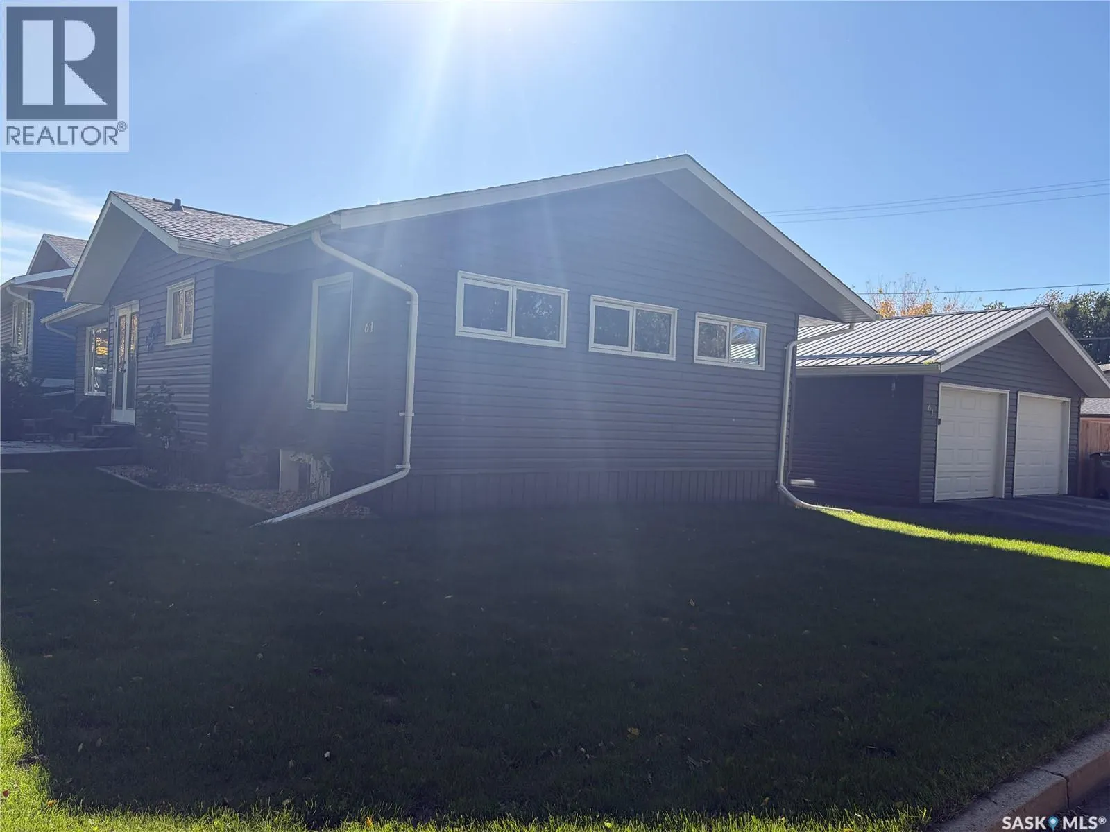 61 2nd STREET SW