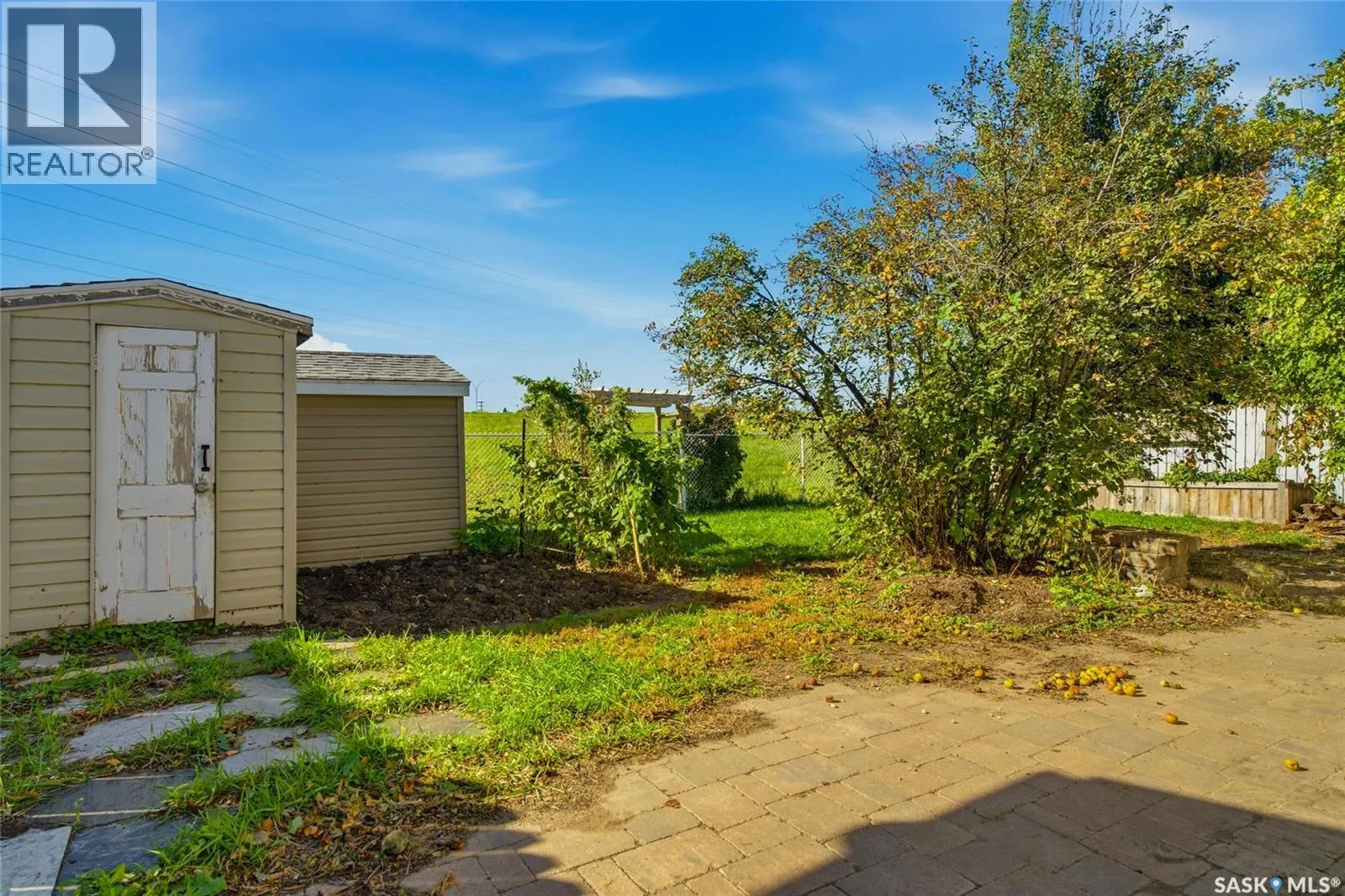 602 Haslam CRESCENT