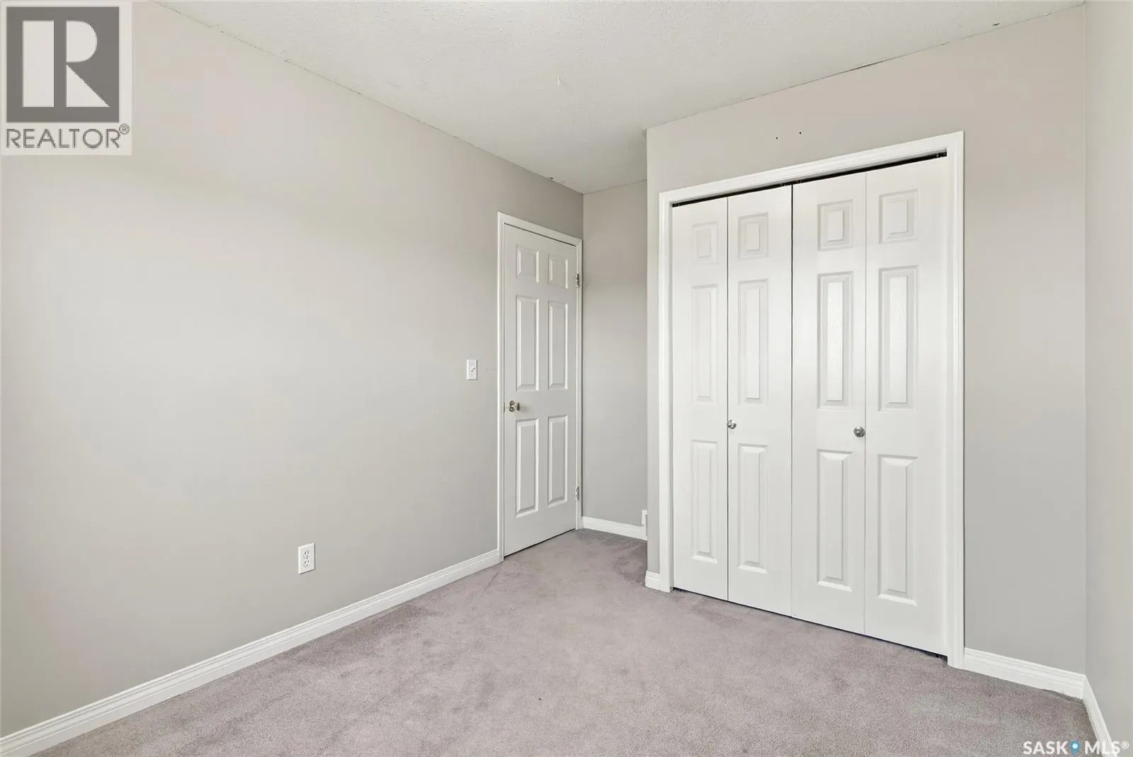 602 Haslam CRESCENT