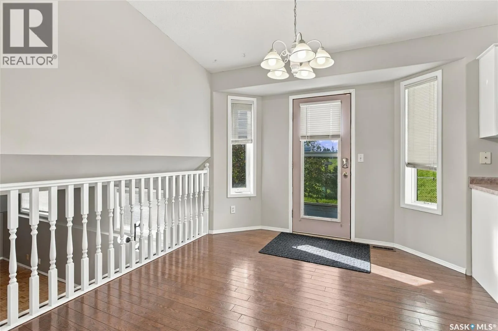 602 Haslam CRESCENT