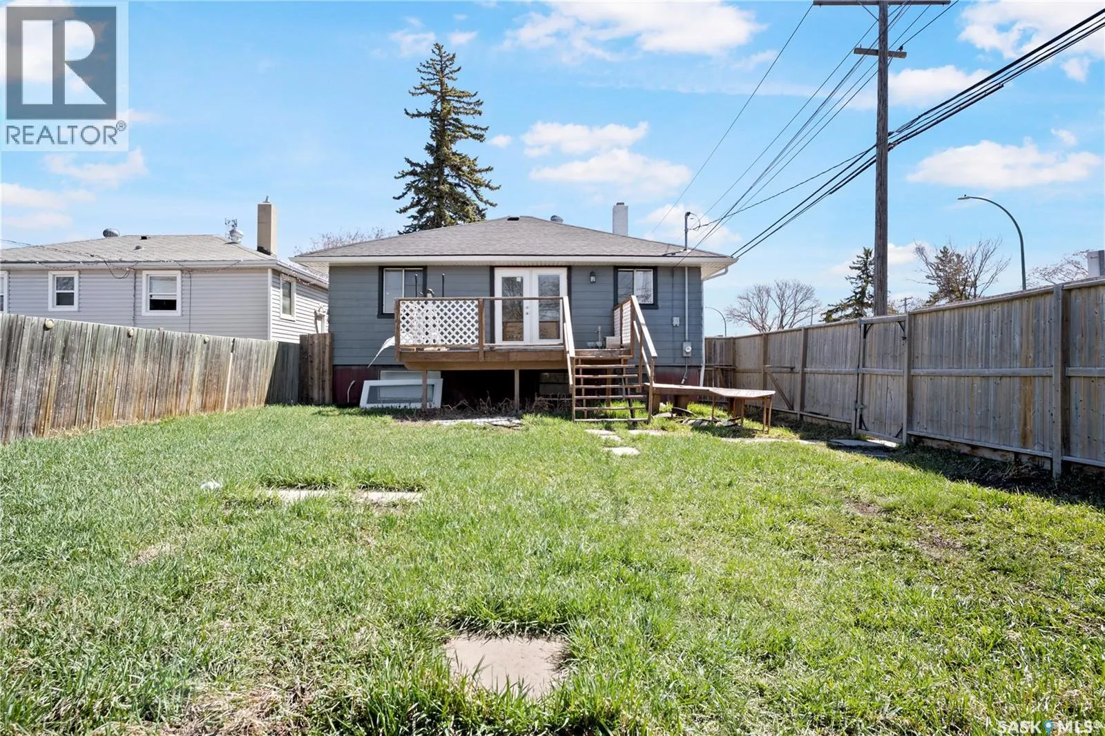 978 Lindsay STREET