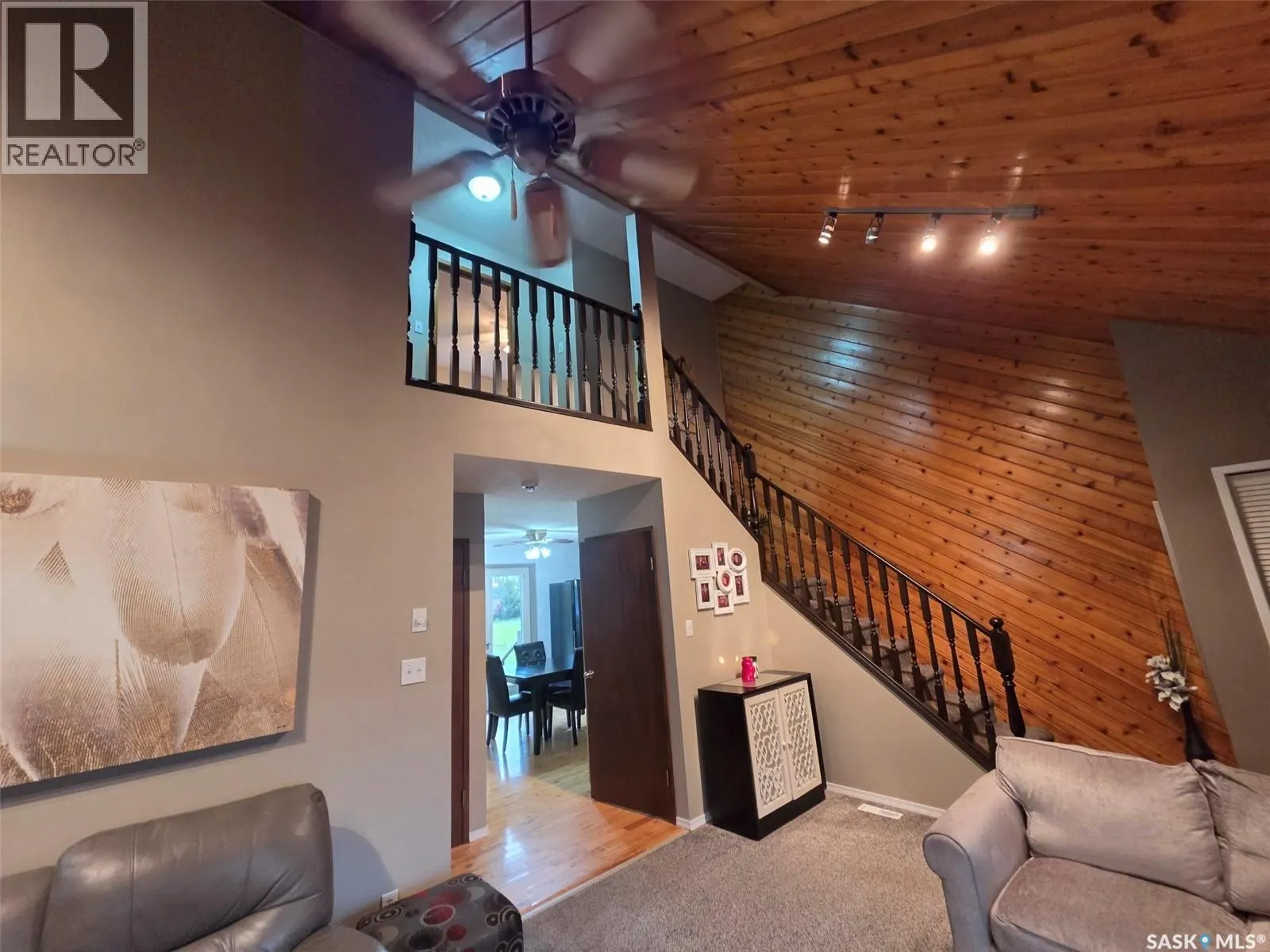228 Railway AVENUE