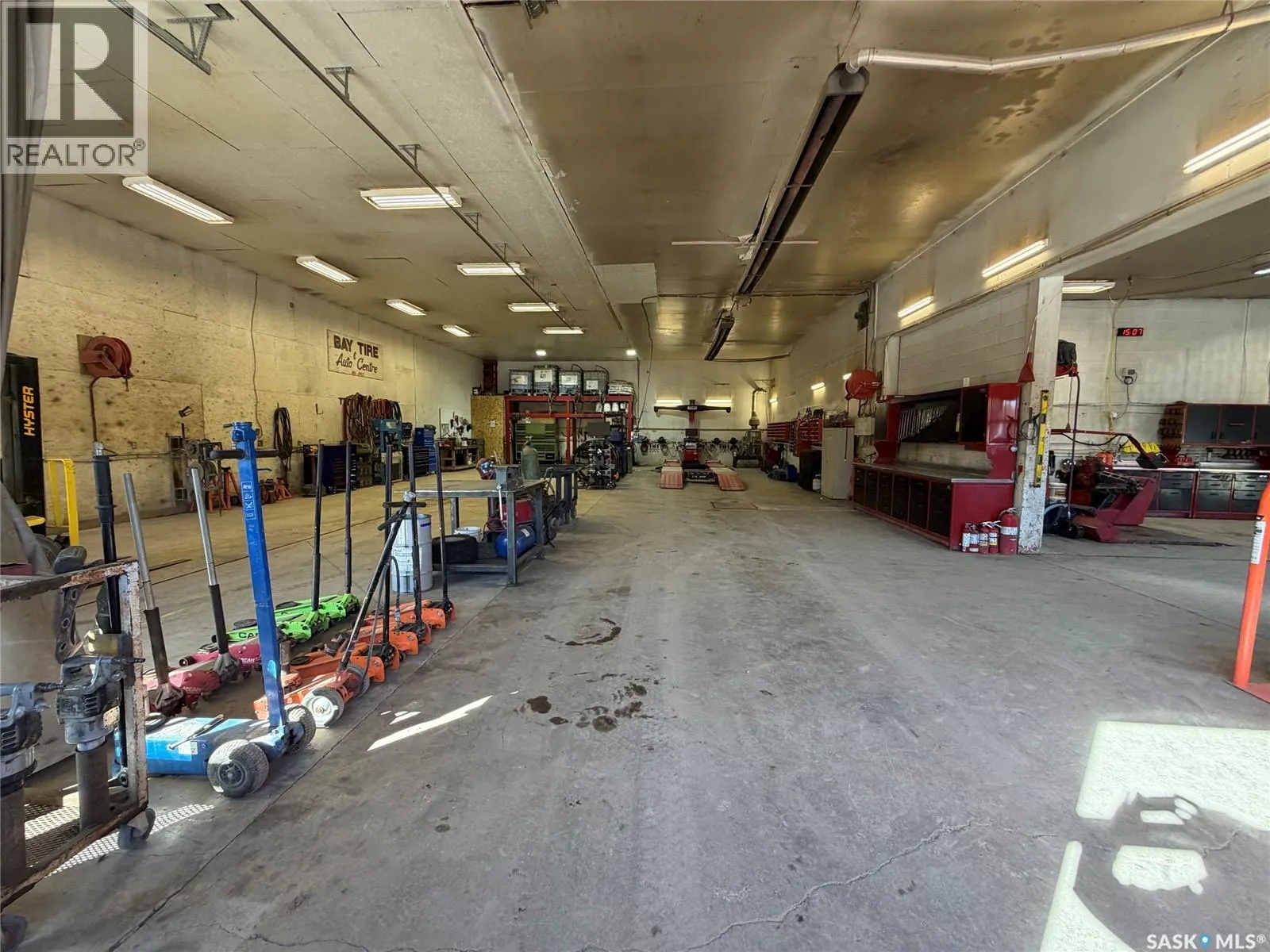 1123 Industrial DRIVE