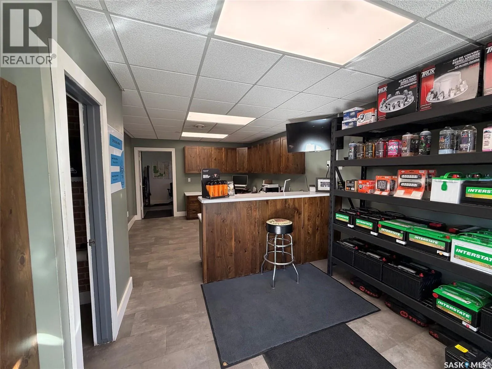 1123 Industrial DRIVE