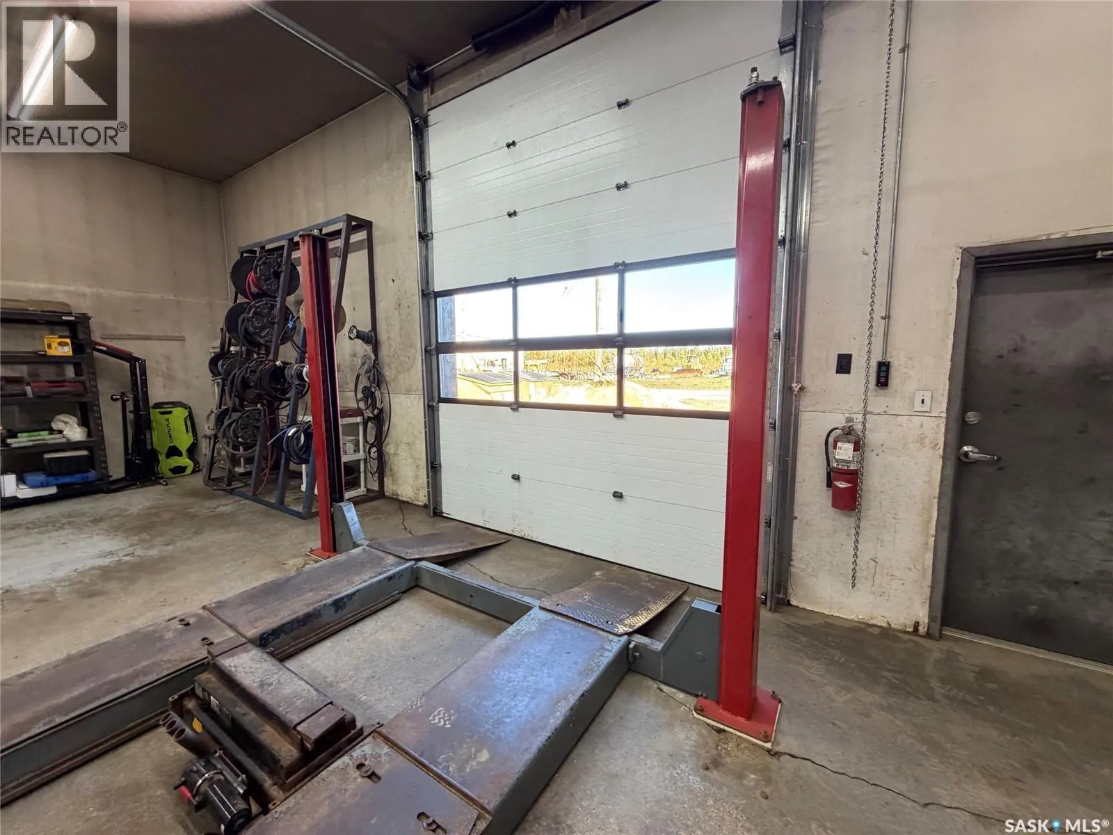 1123 Industrial DRIVE