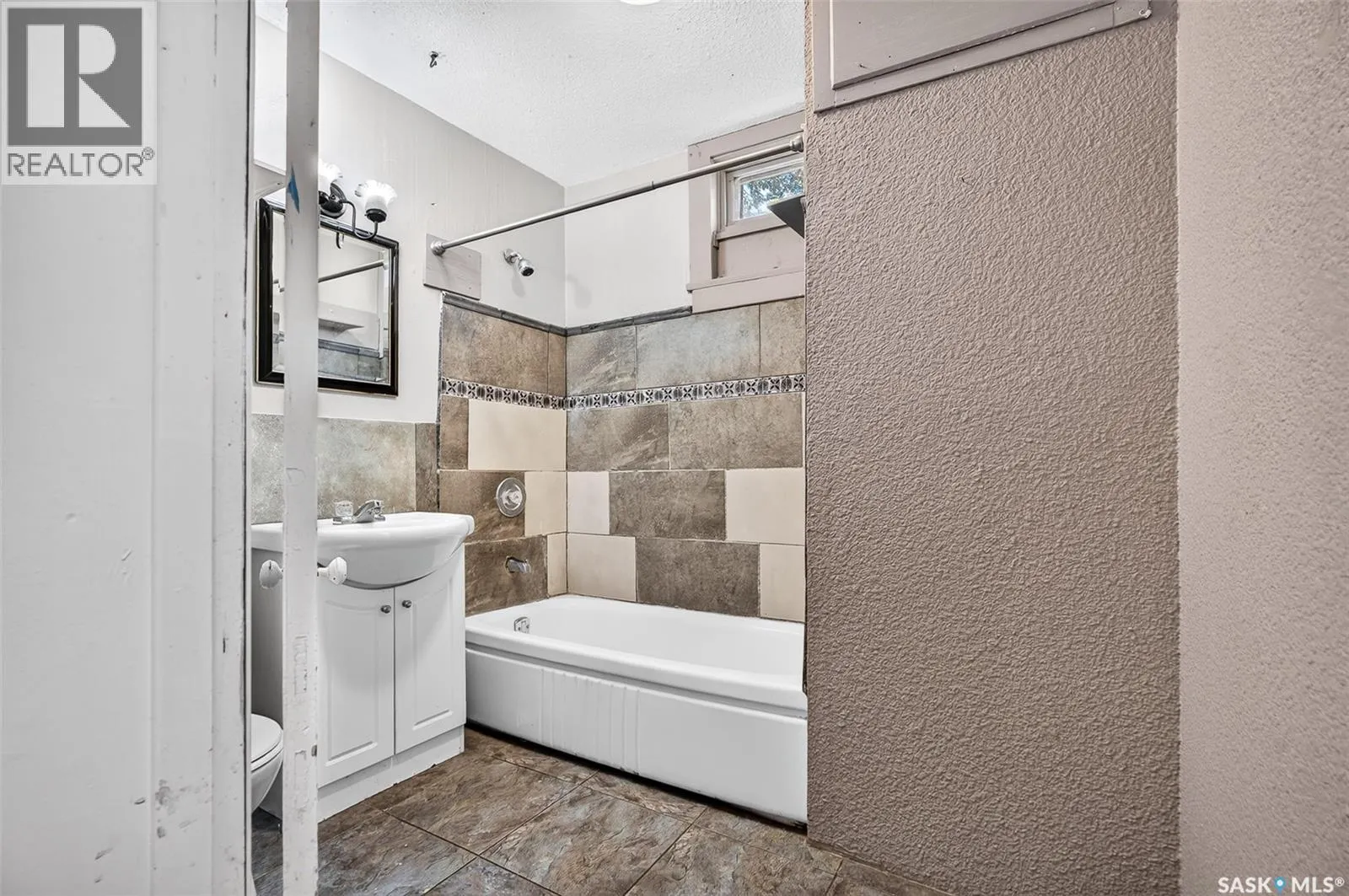 310 Coteau STREET W
