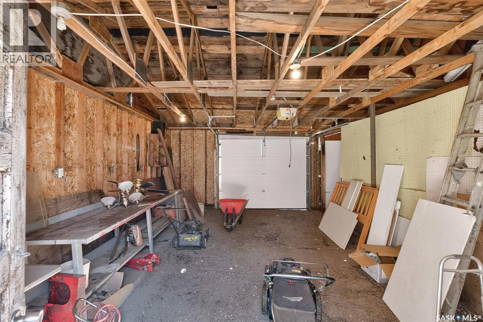 310 Coteau STREET W