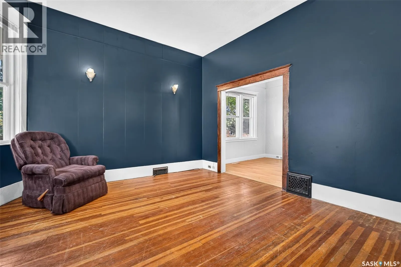 310 Coteau STREET W