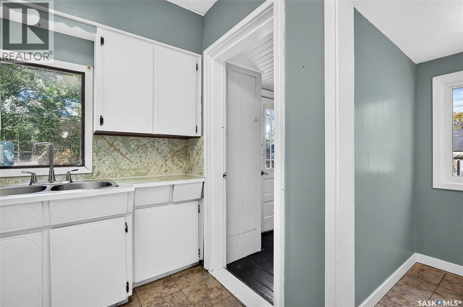 310 Coteau STREET W
