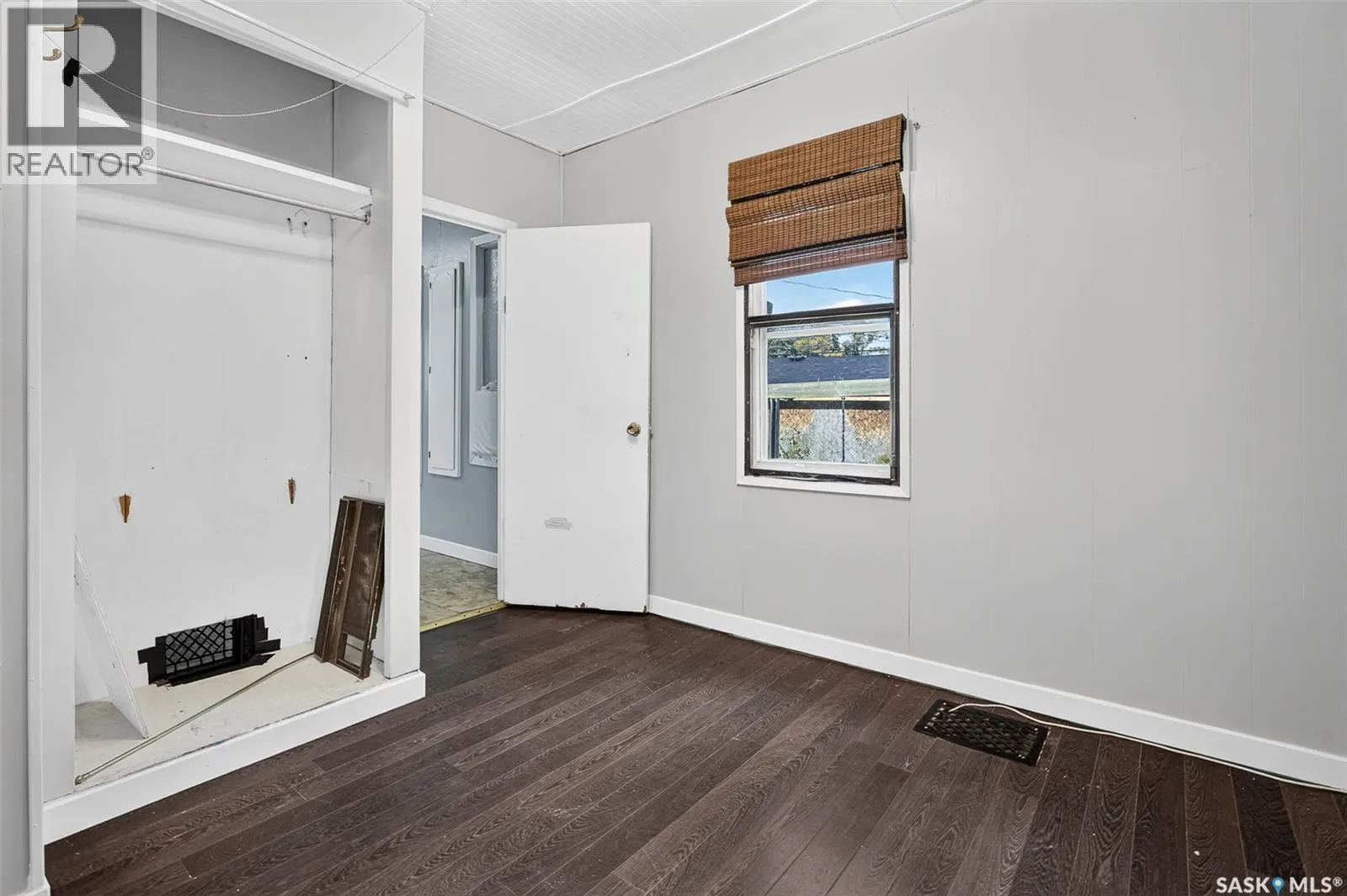310 Coteau STREET W
