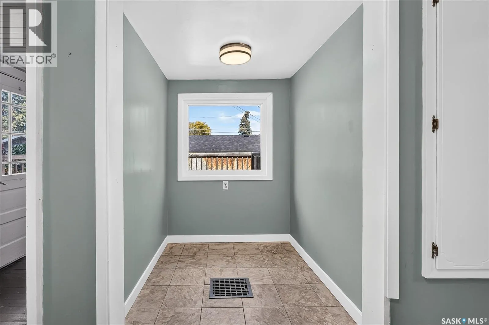 310 Coteau STREET W