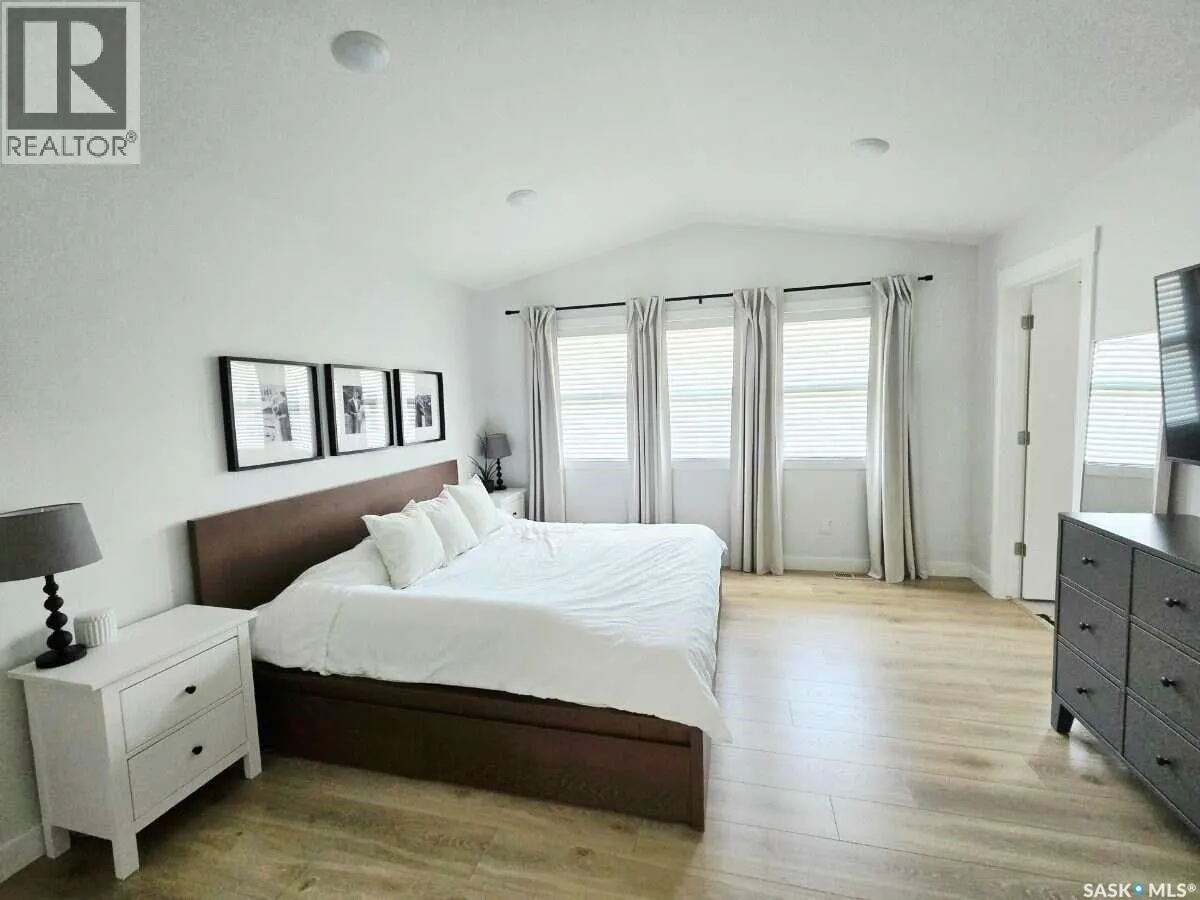 5432 Boyer BAY