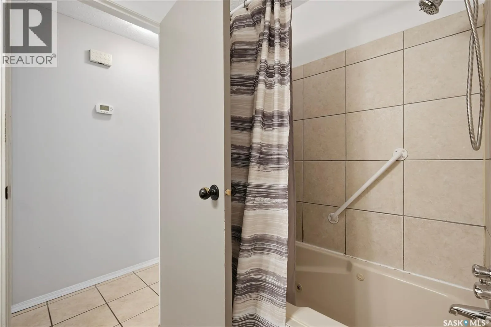 389 21st STREET W