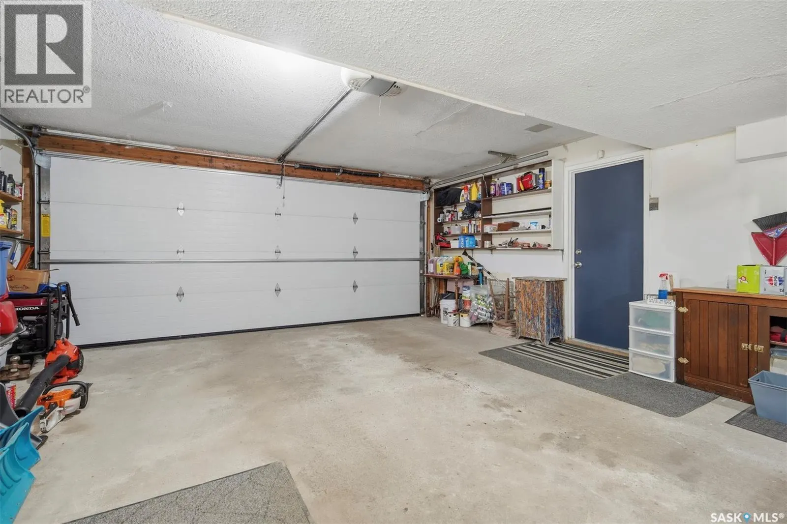 389 21st STREET W