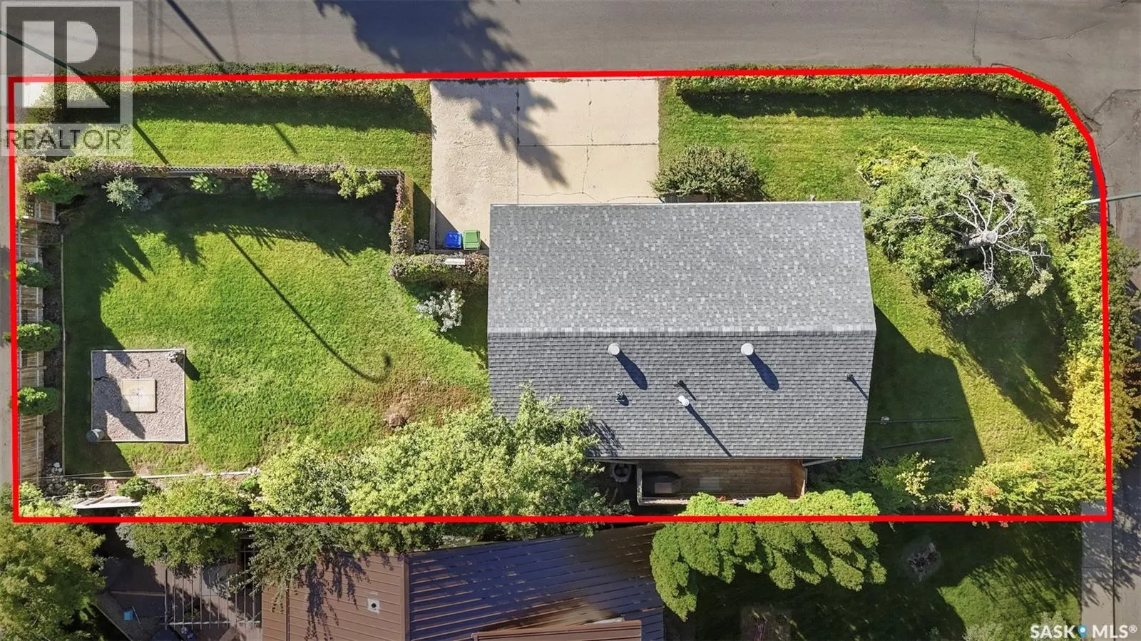 389 21st STREET W