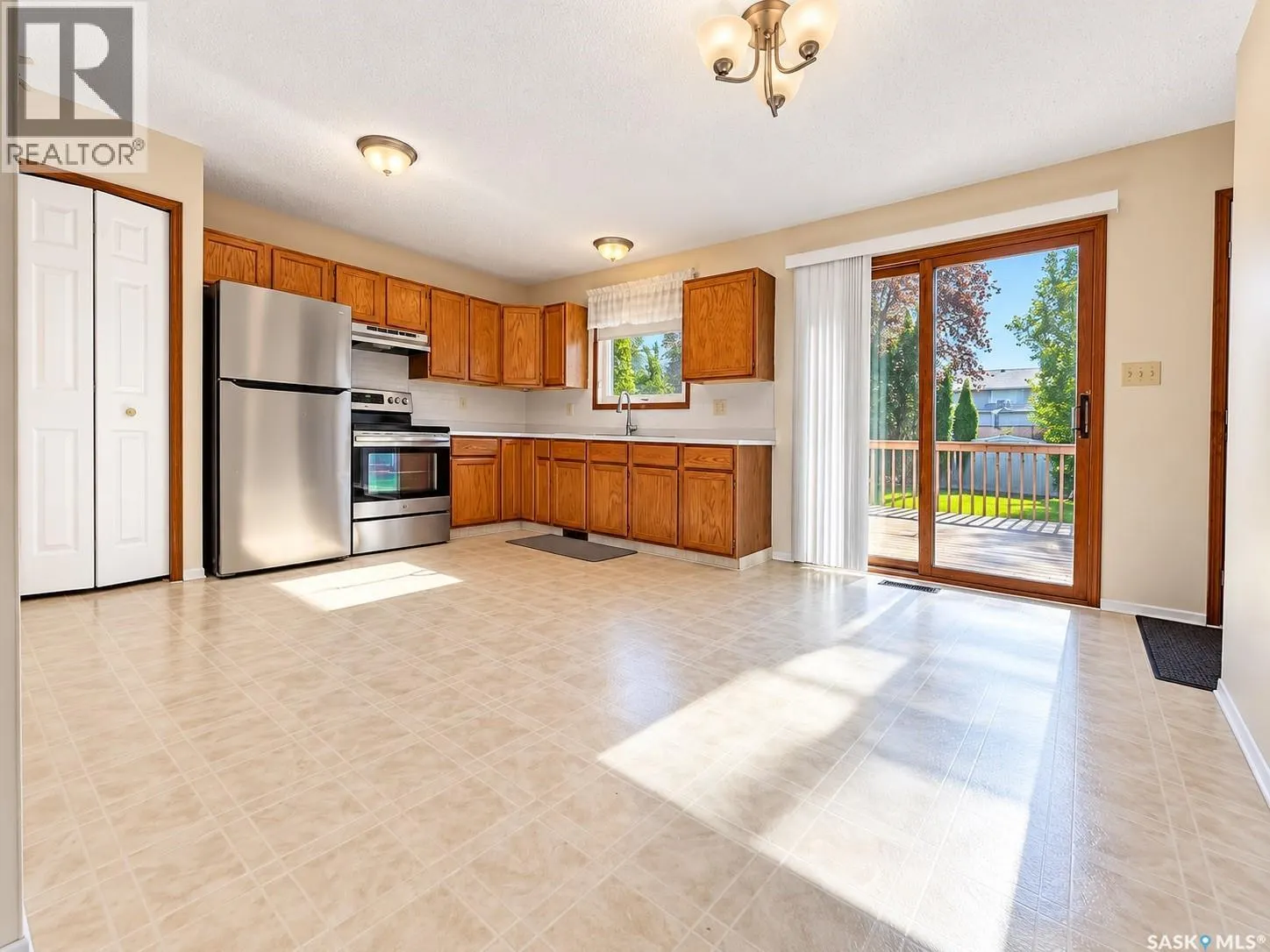 3205 Bliss CRESCENT