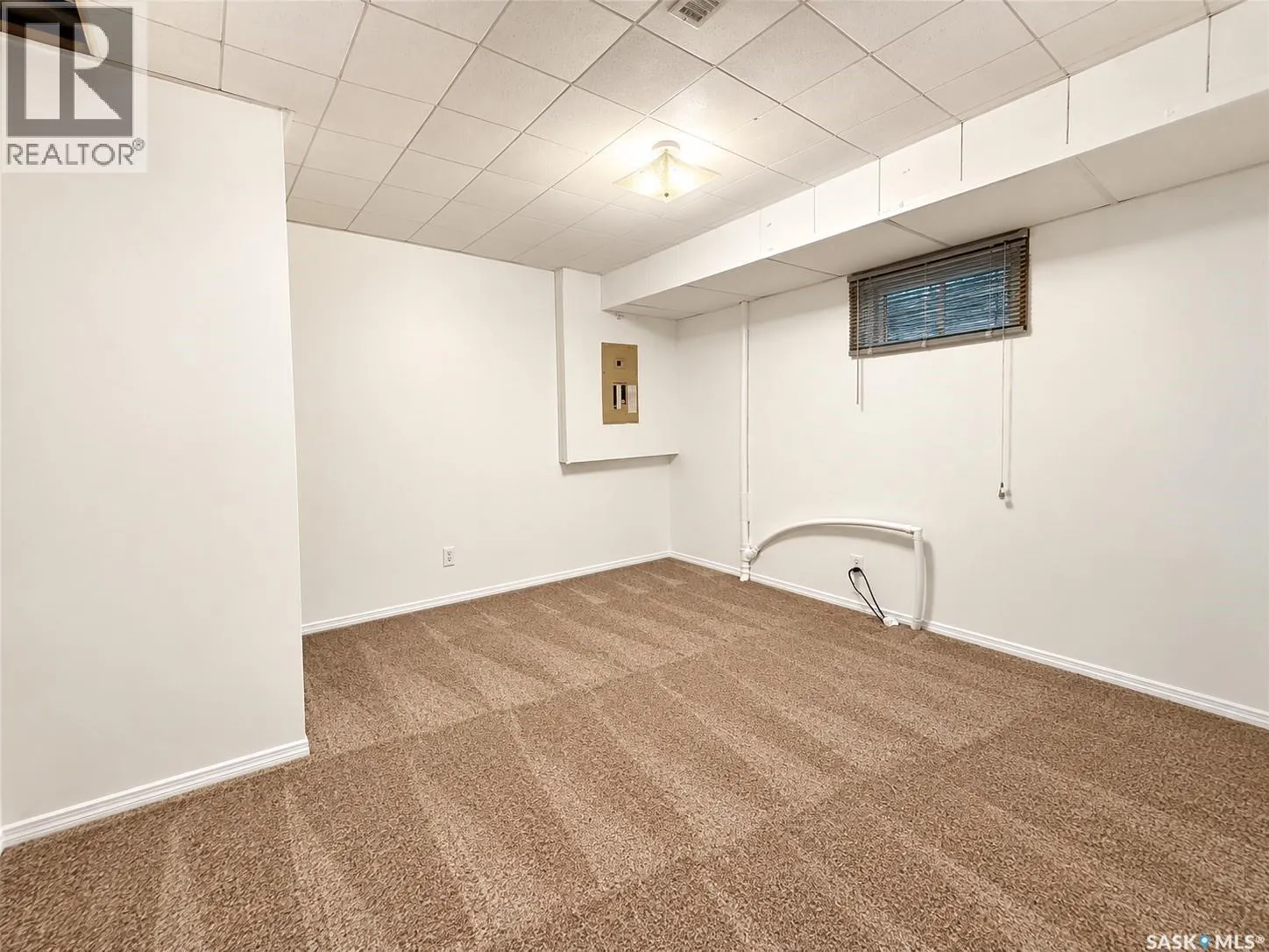 3205 Bliss CRESCENT