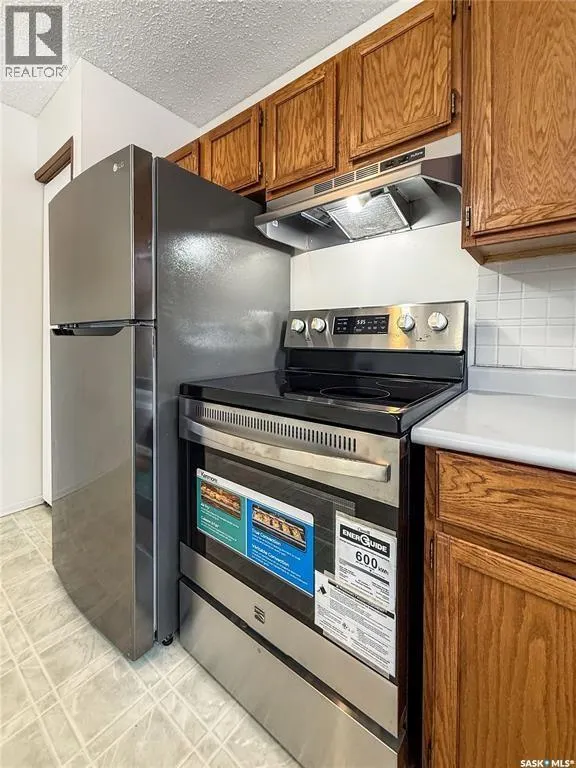 3205 Bliss CRESCENT