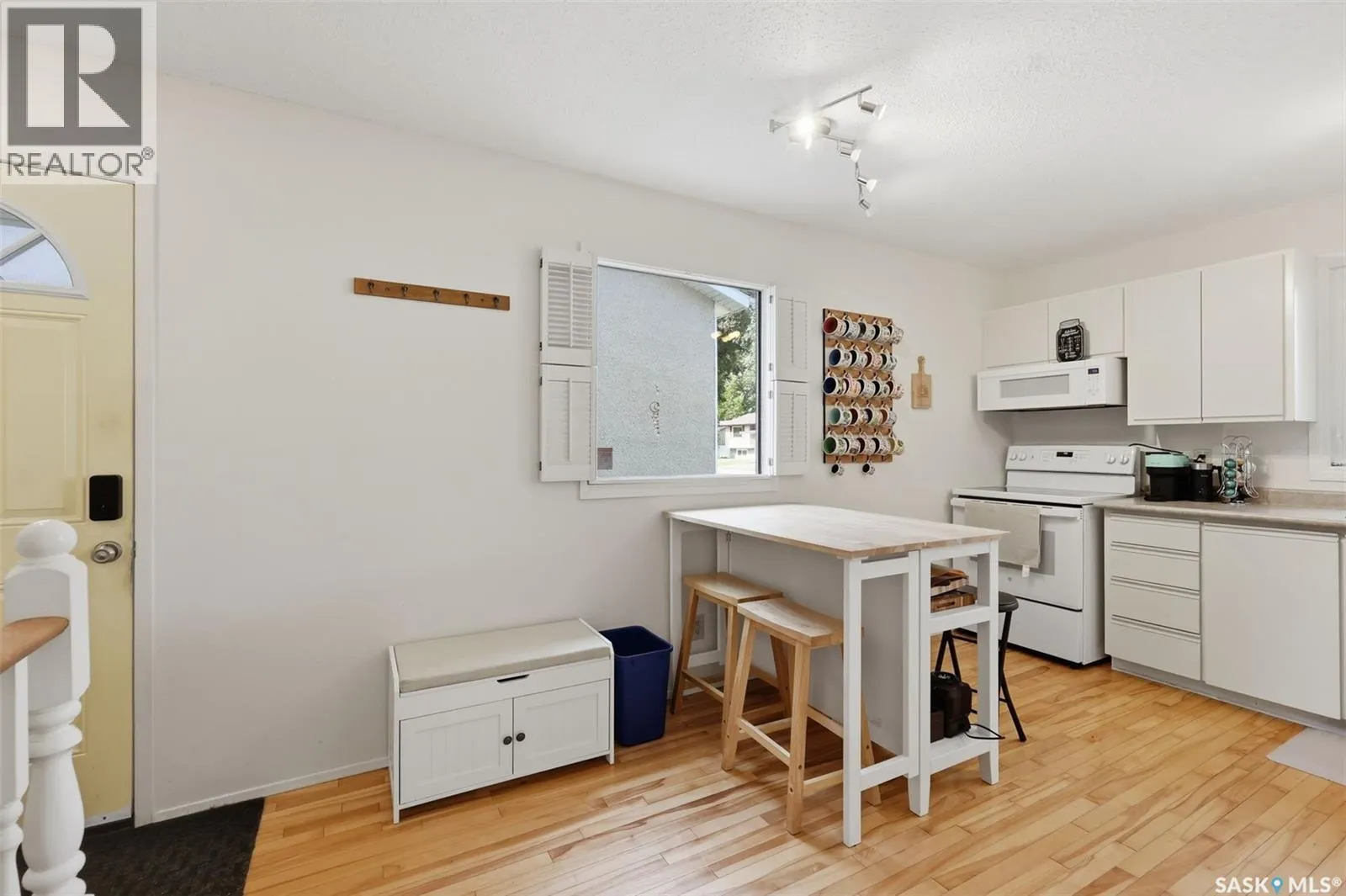 254 McMaster CRESCENT