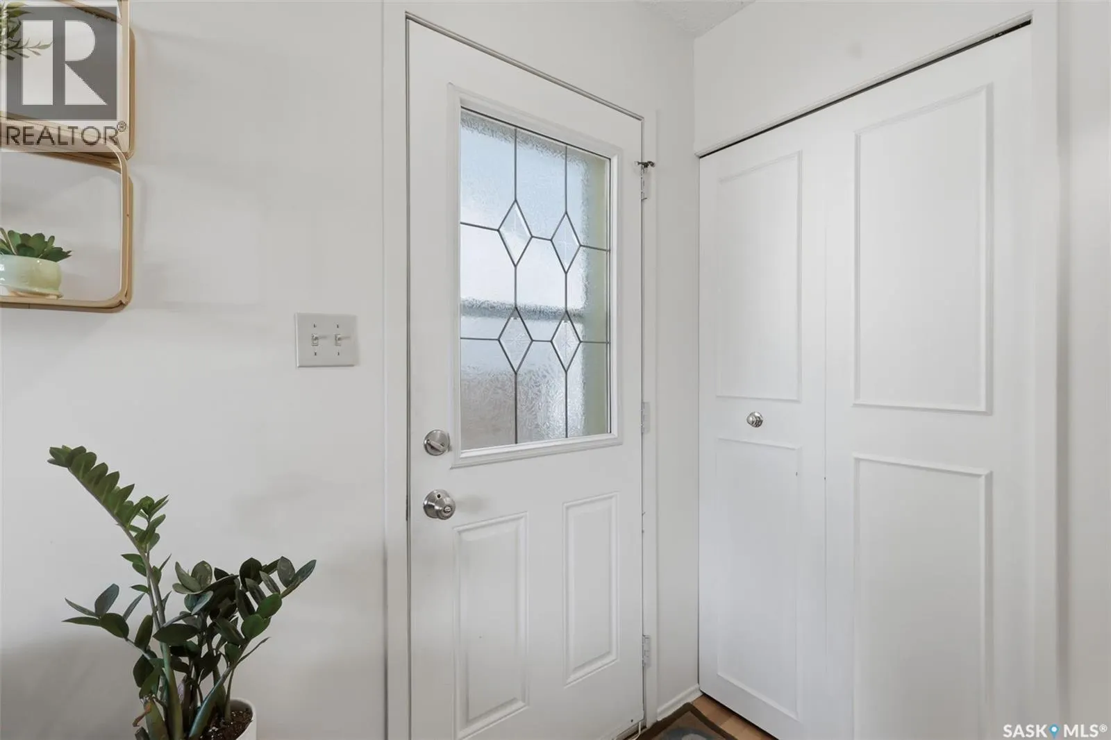 254 McMaster CRESCENT