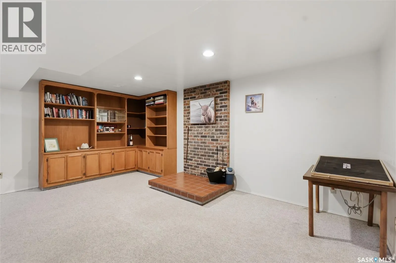 254 McMaster CRESCENT