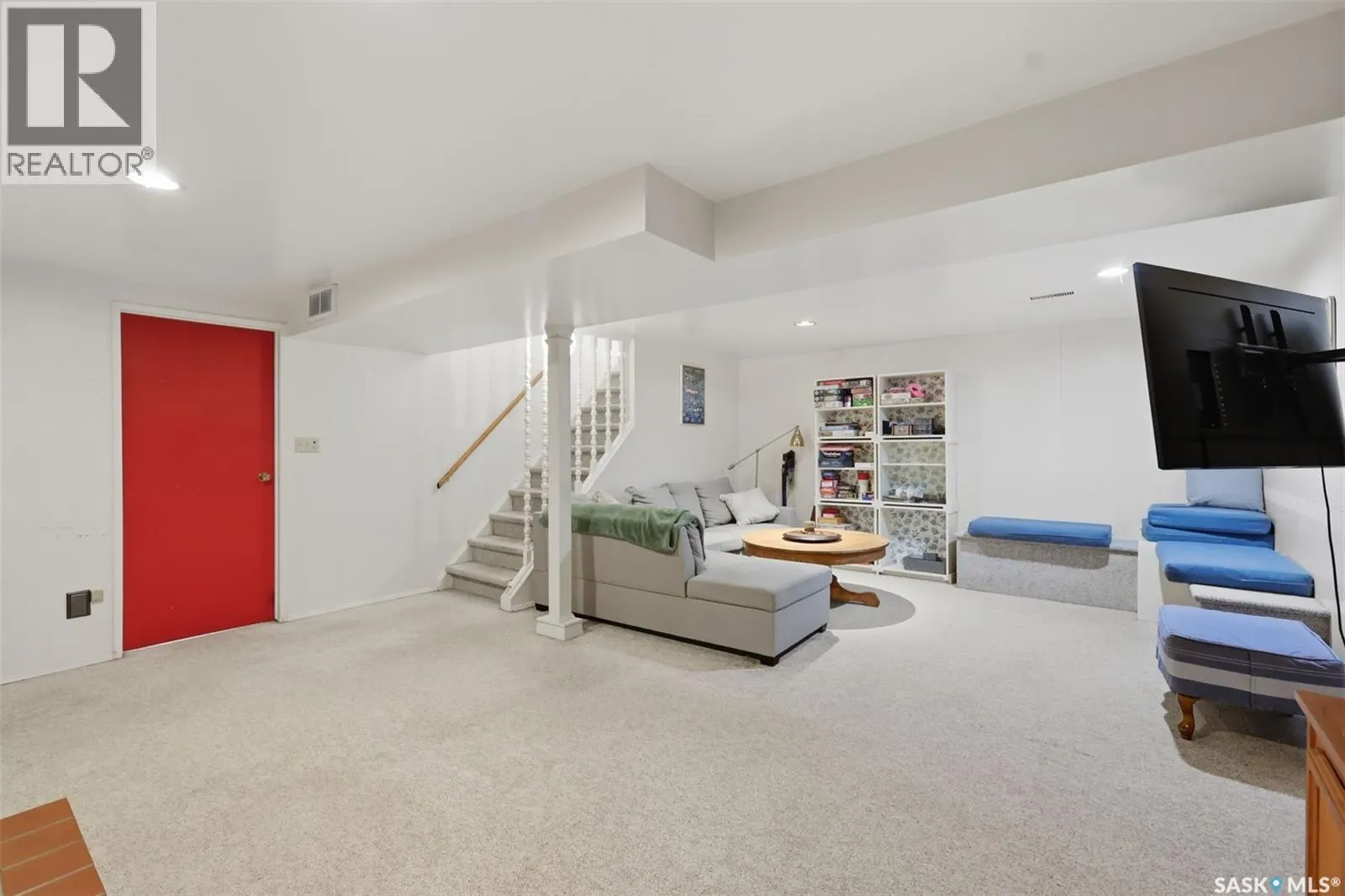 254 McMaster CRESCENT