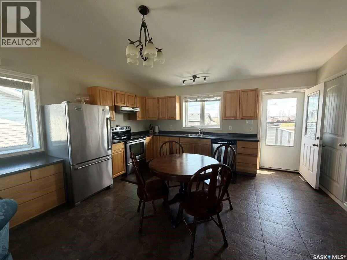3 Poplar PLACE