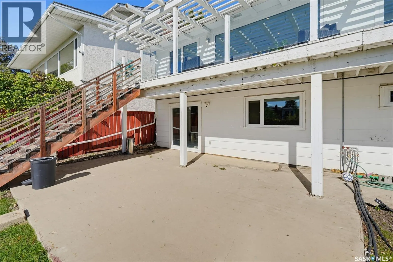 25 CAPILANO DRIVE