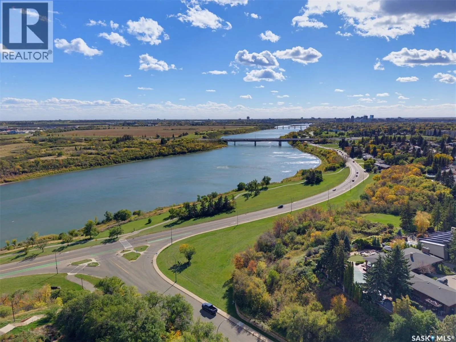 25 CAPILANO DRIVE
