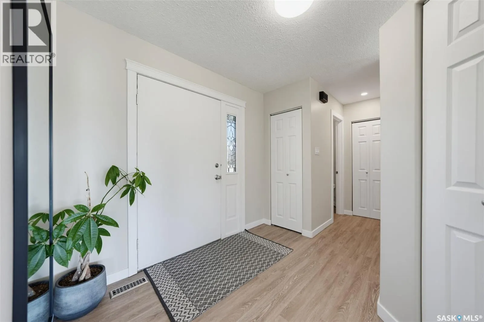 25 CAPILANO DRIVE