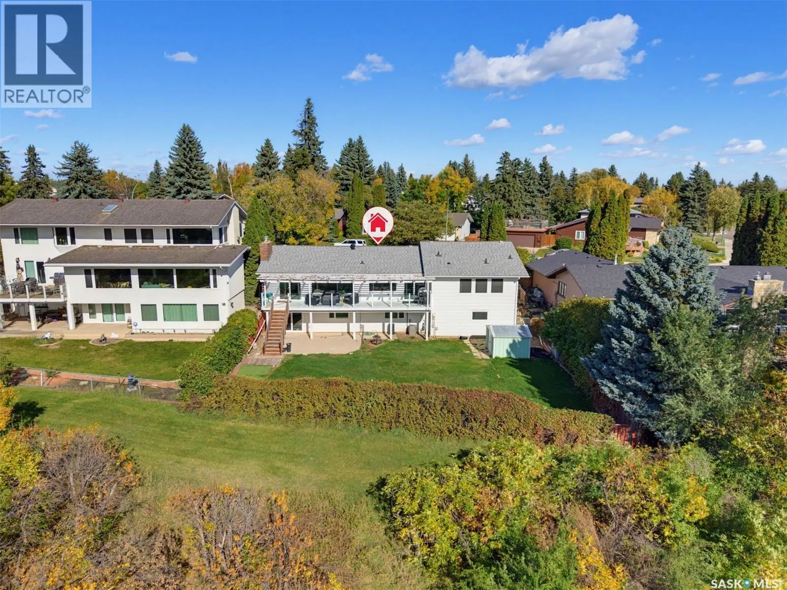 25 CAPILANO DRIVE