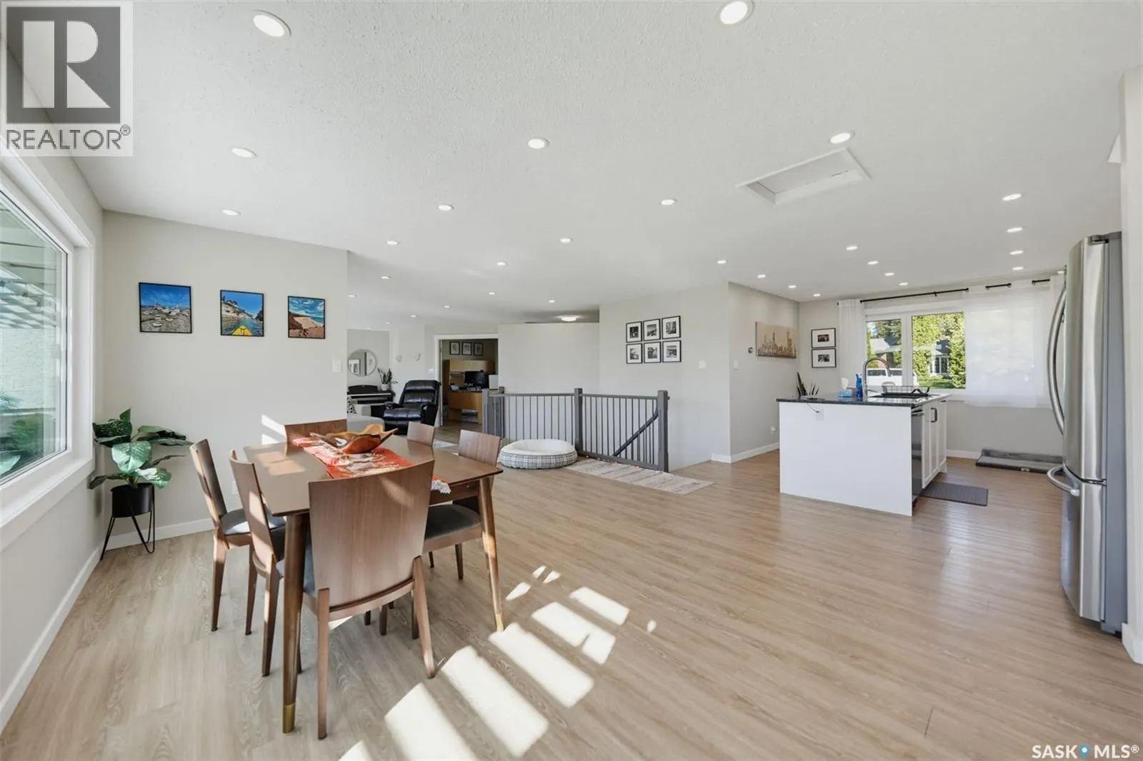 25 CAPILANO DRIVE