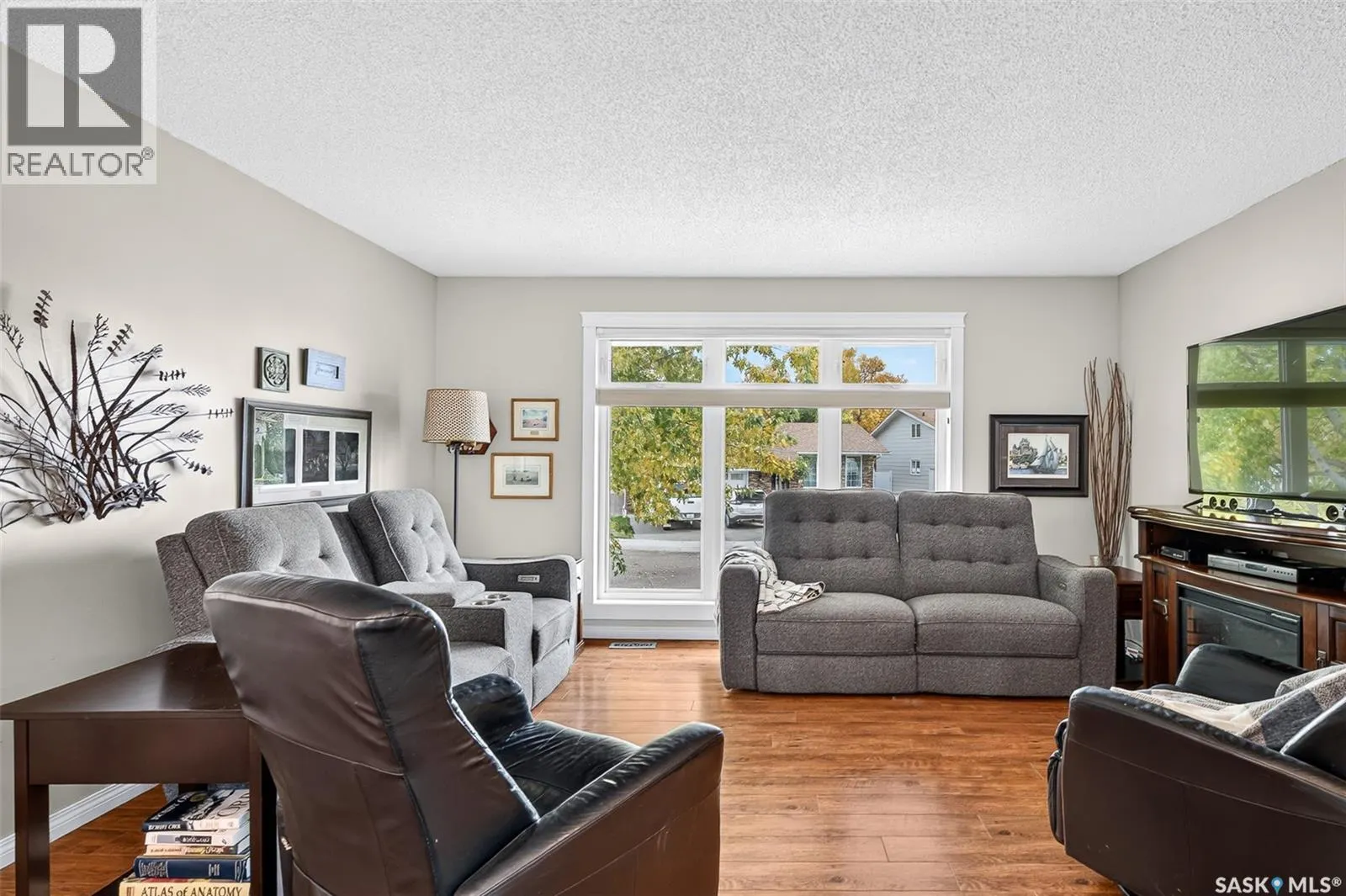 66 Edelweiss CRESCENT