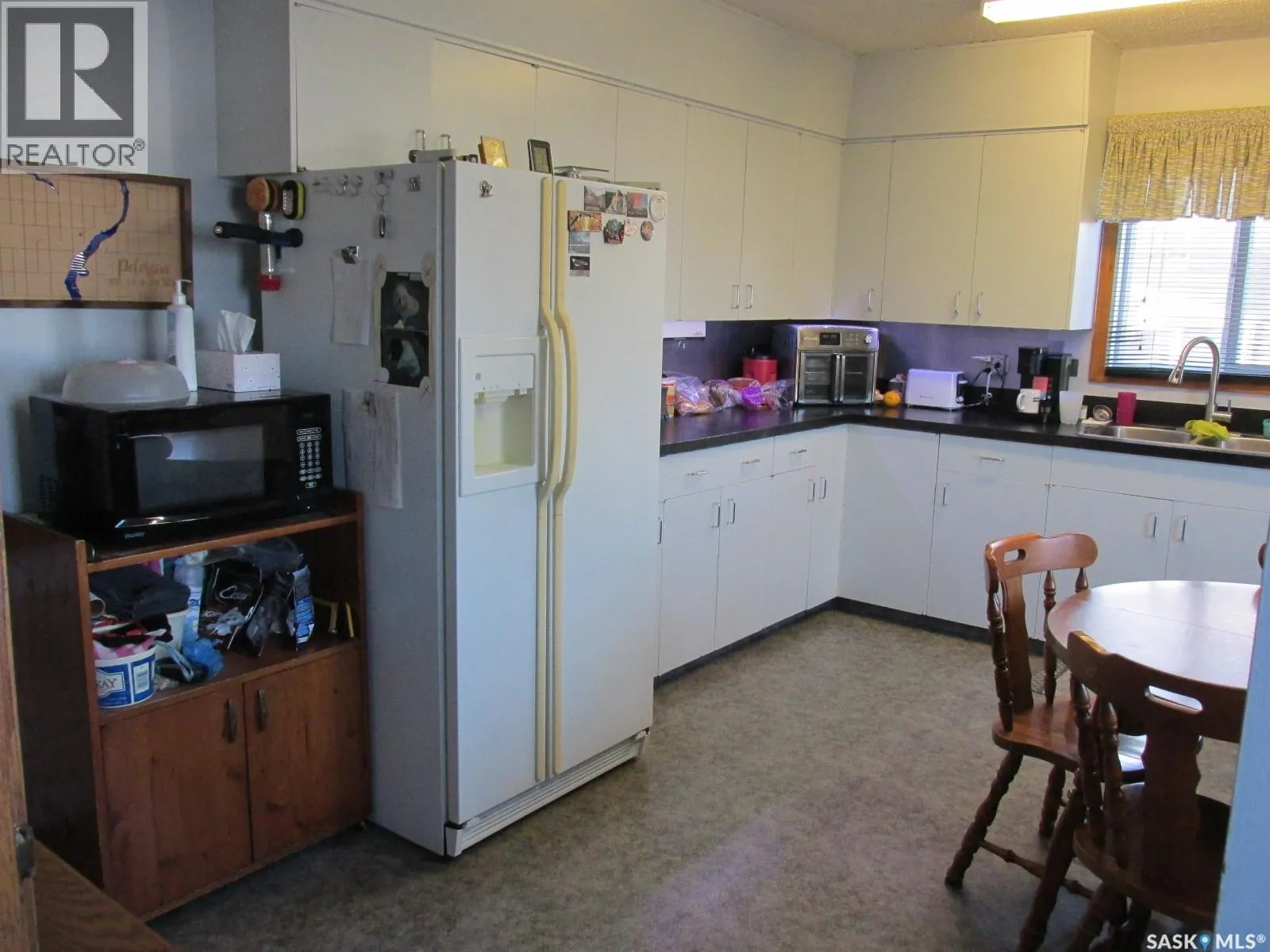 1103 3rd STREET W