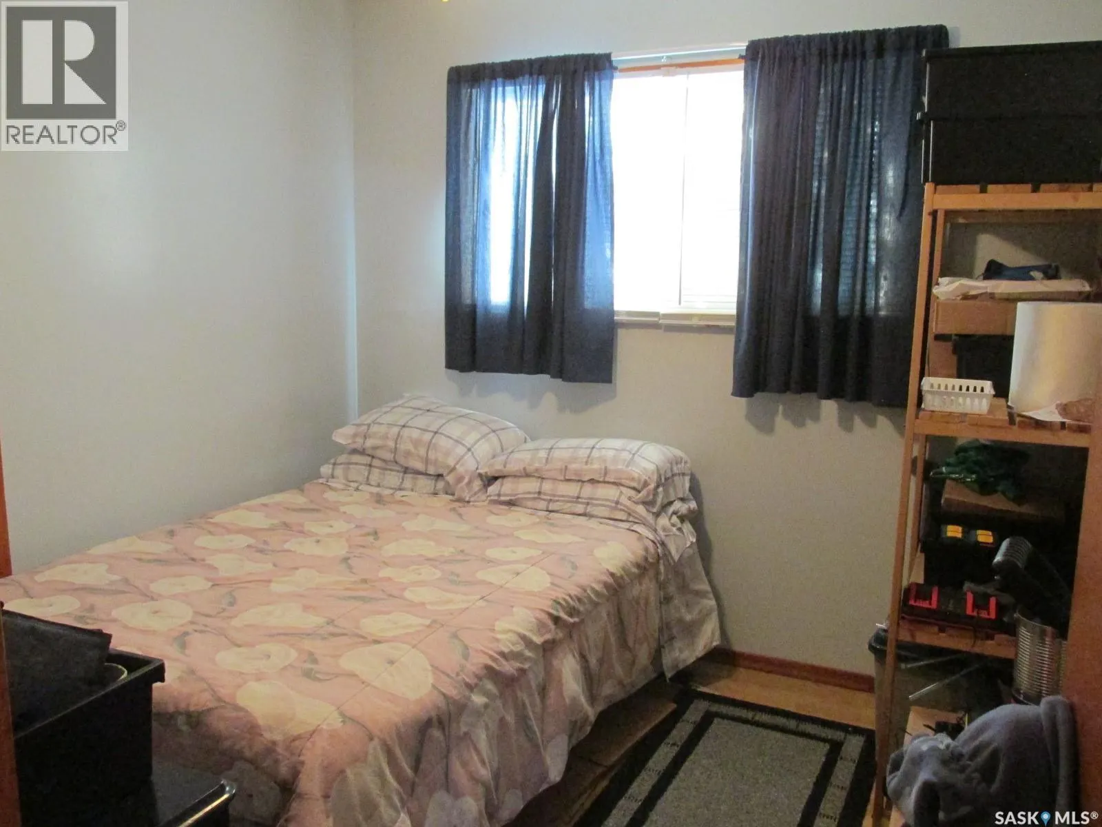1103 3rd STREET W