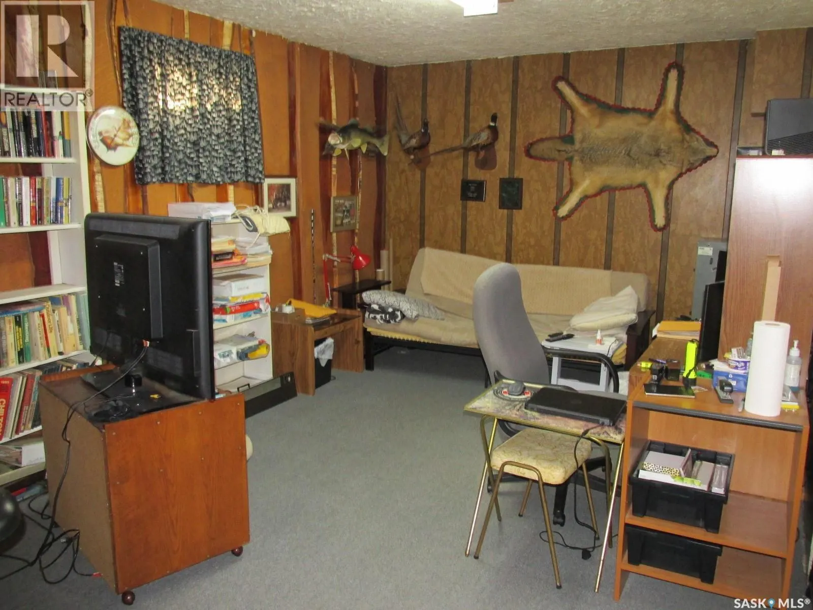 1103 3rd STREET W
