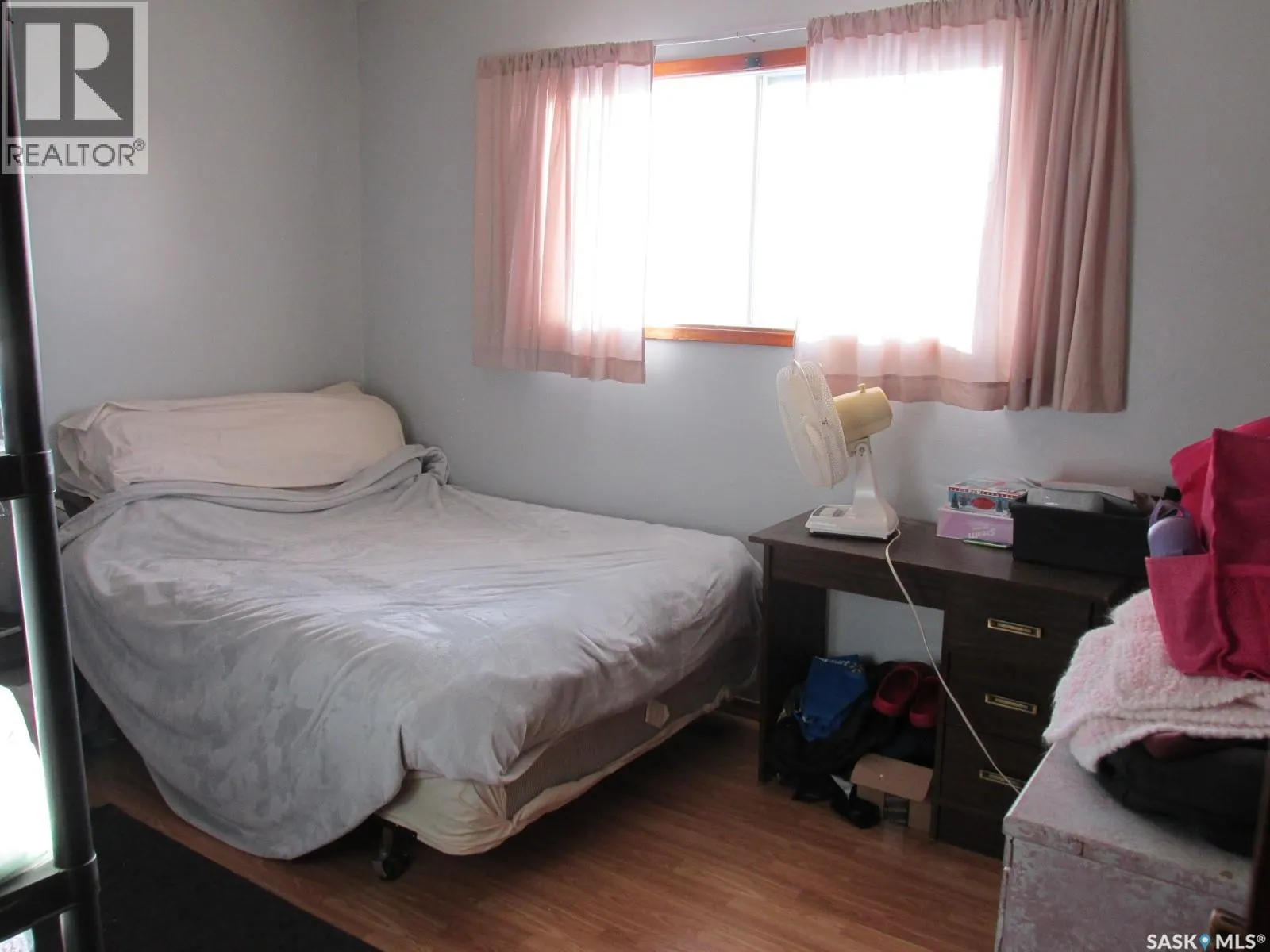 1103 3rd STREET W