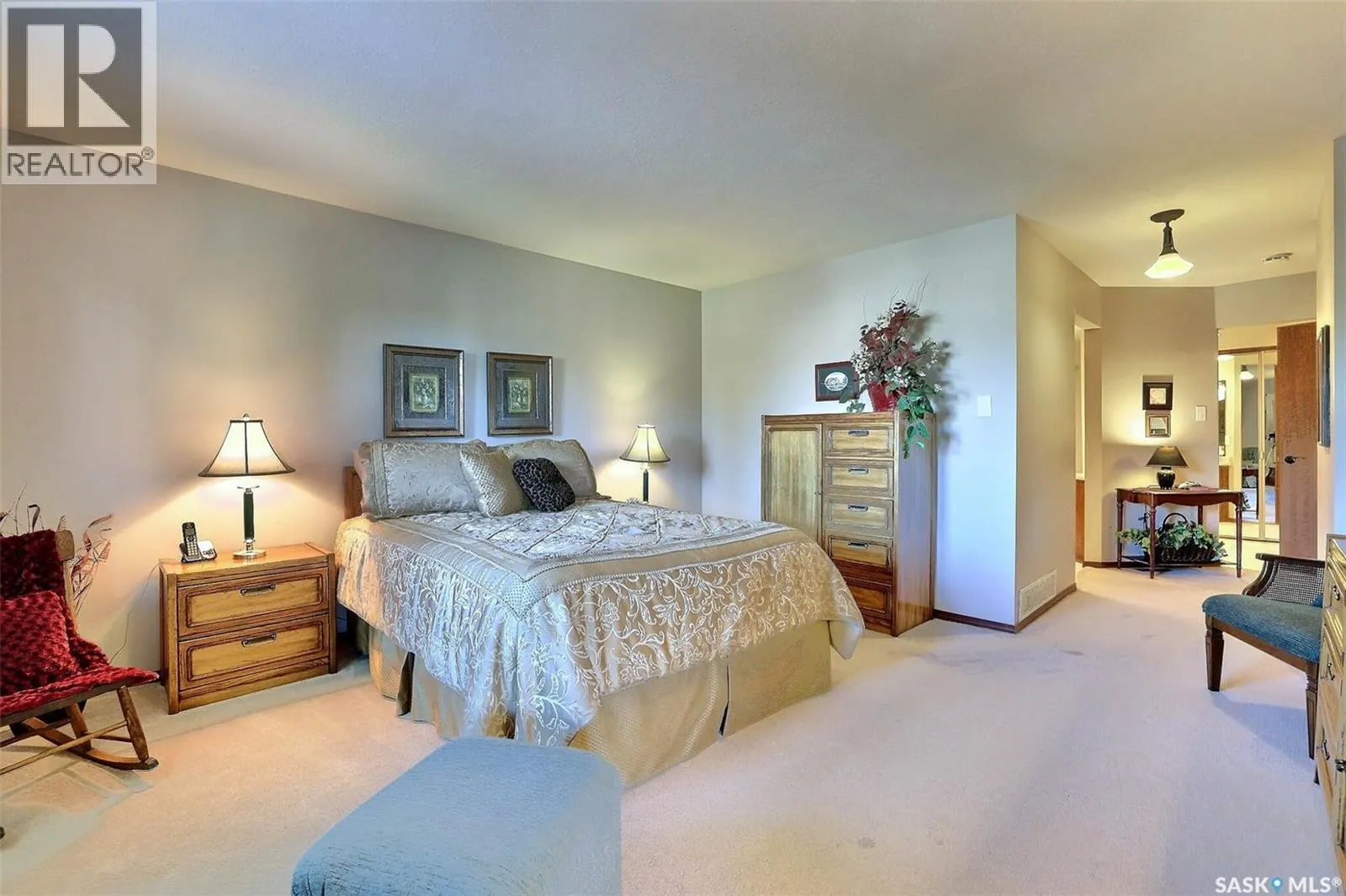 338 Avon DRIVE