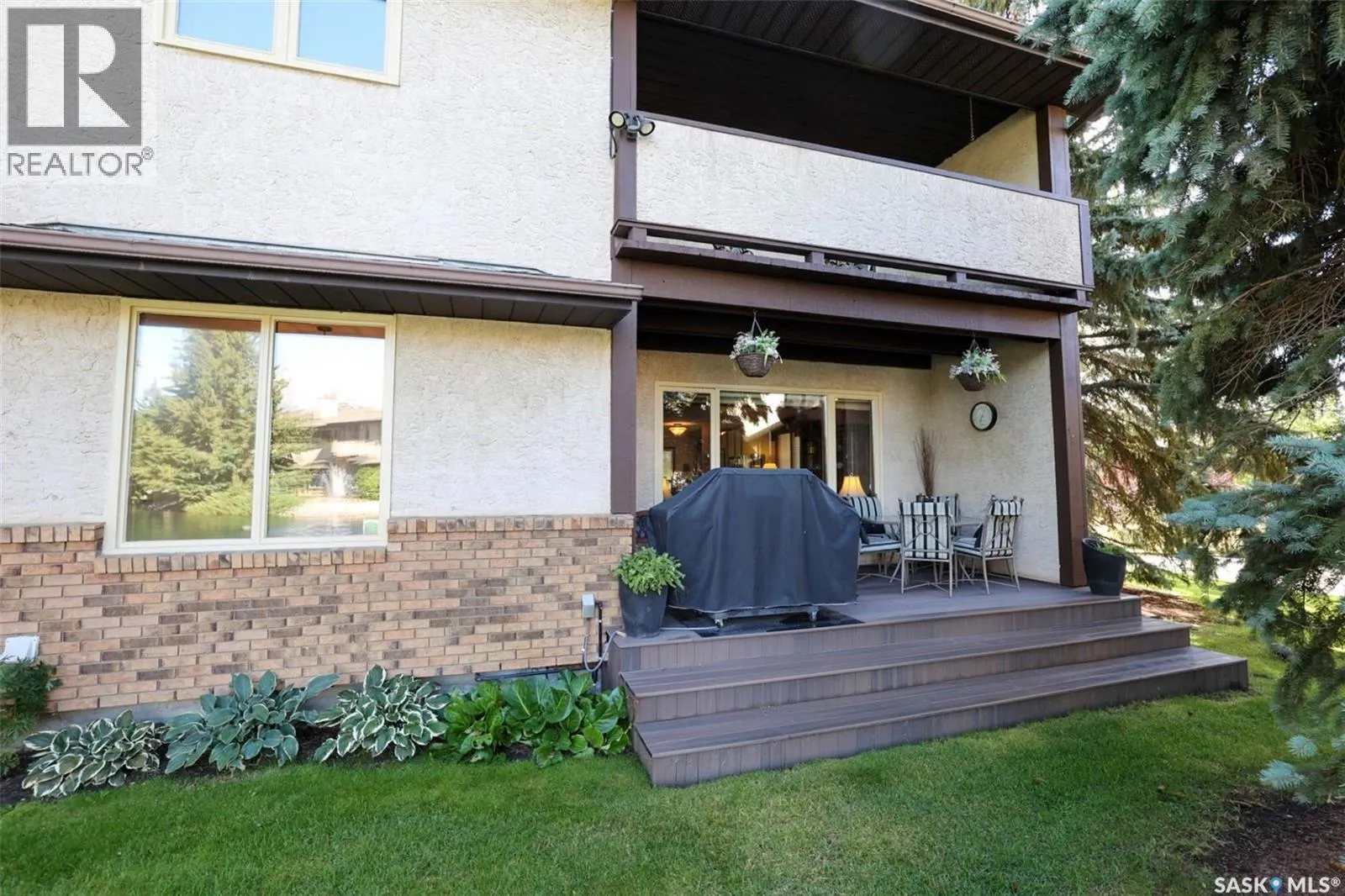 338 Avon DRIVE