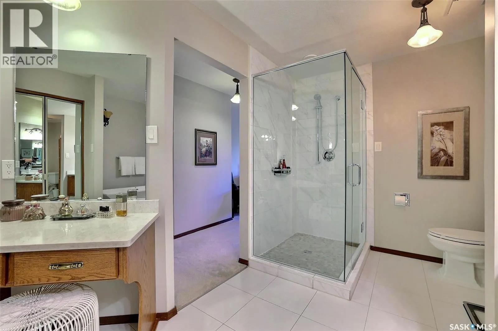 338 Avon DRIVE