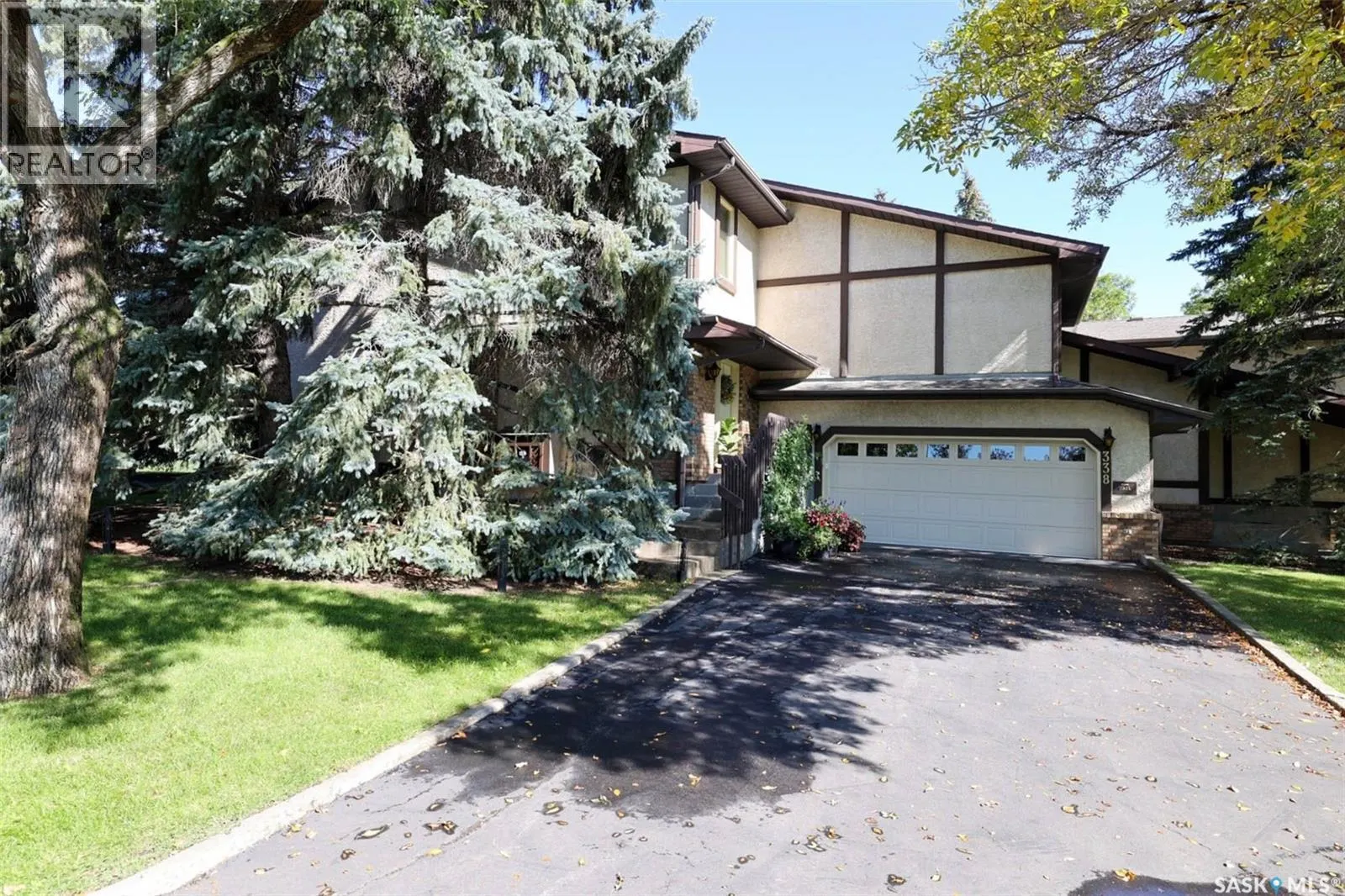 338 Avon DRIVE