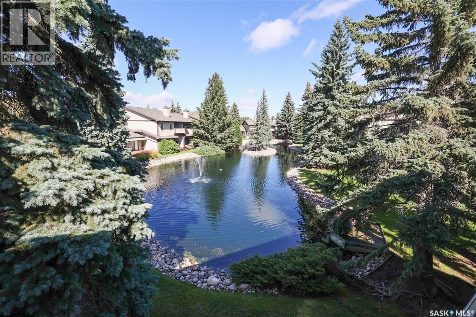 338 Avon DRIVE