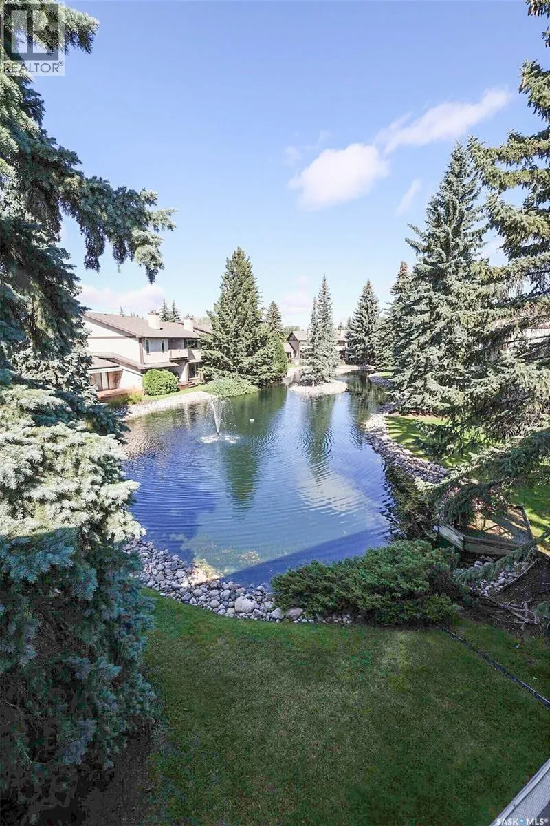 338 Avon DRIVE