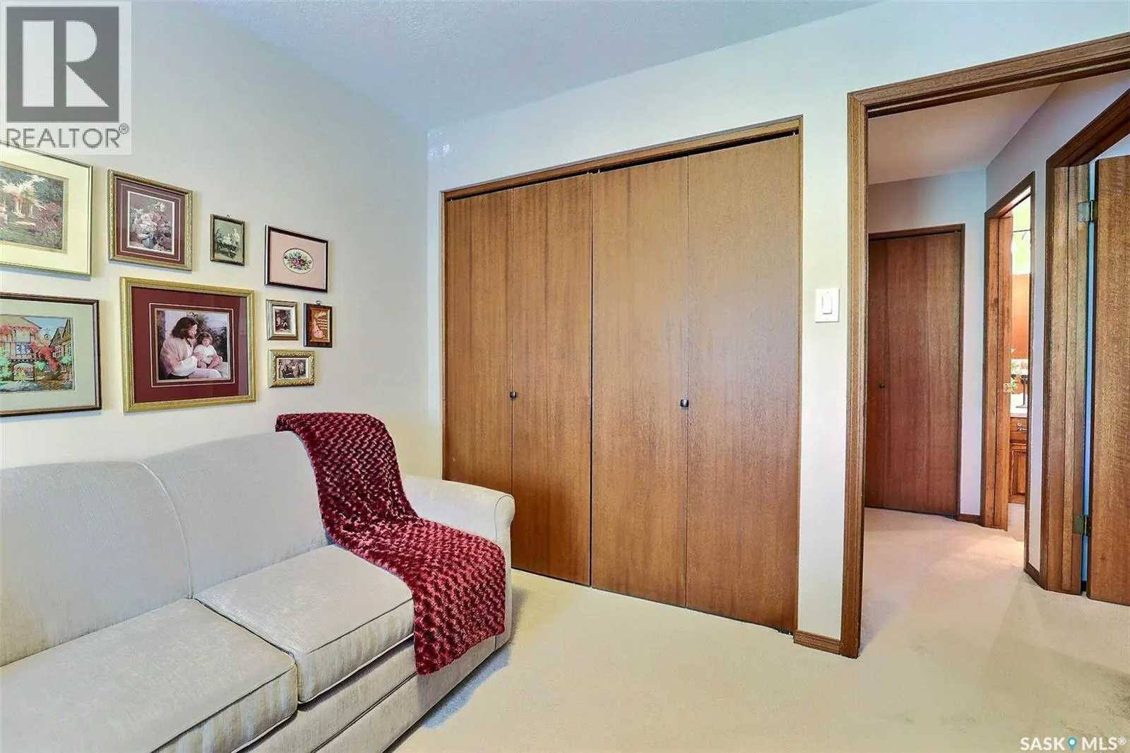 338 Avon DRIVE
