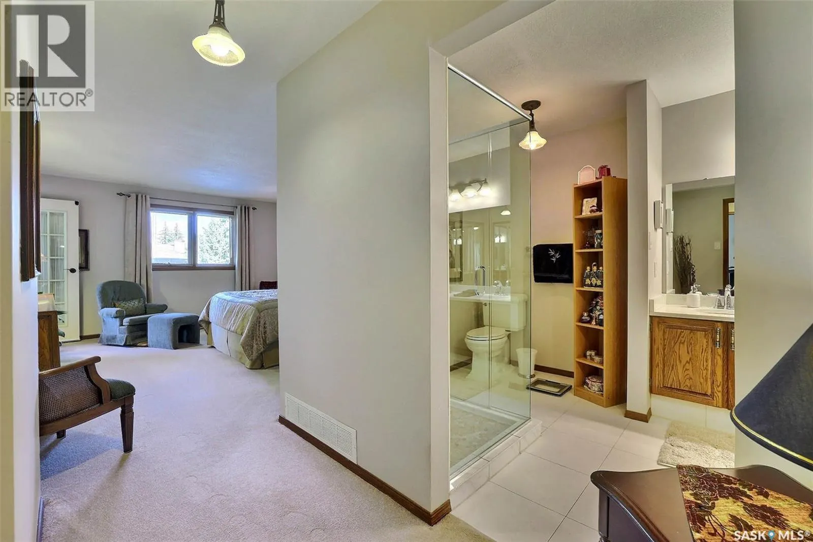 338 Avon DRIVE