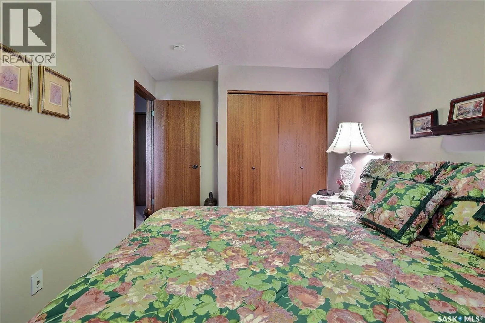 338 Avon DRIVE