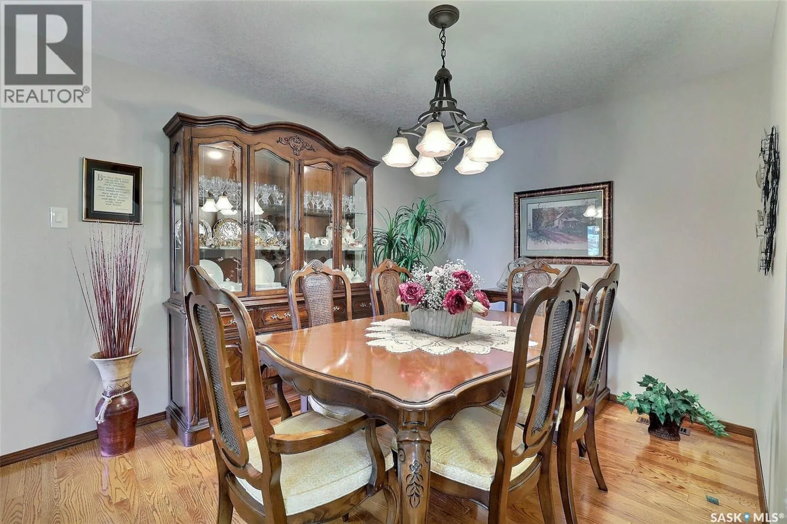 338 Avon DRIVE
